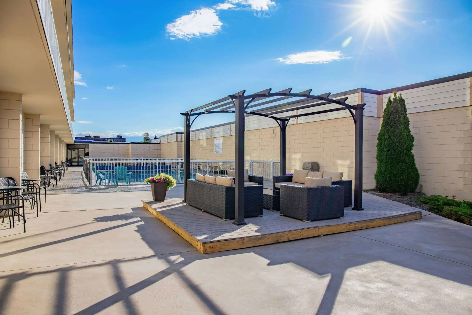 Days Inn & Conference Centre by Wyndham Cranbrook