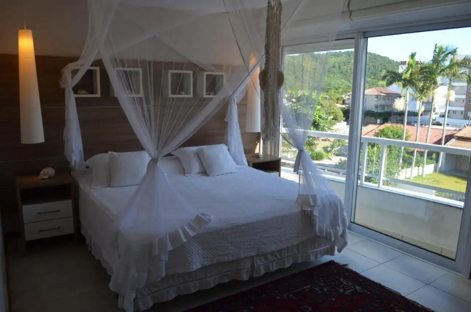 Apt de luxo, pé na areia, 200m2 melhor loc Palmas