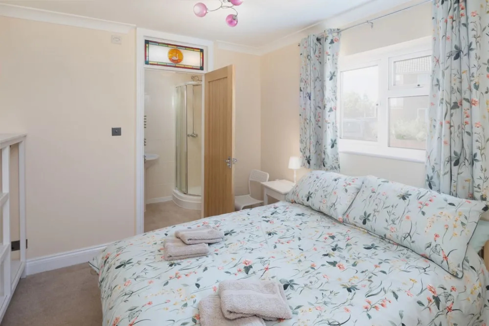 Milford On Sea Detached Bungalow