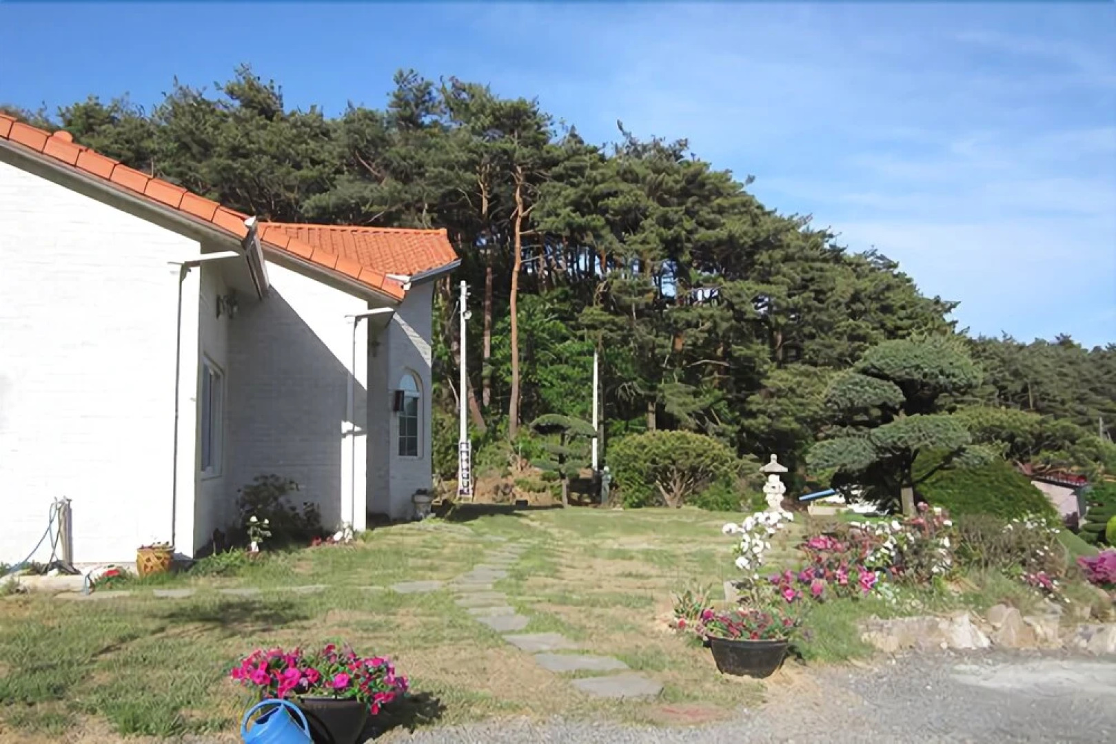 Seosan Pinehealing Pension