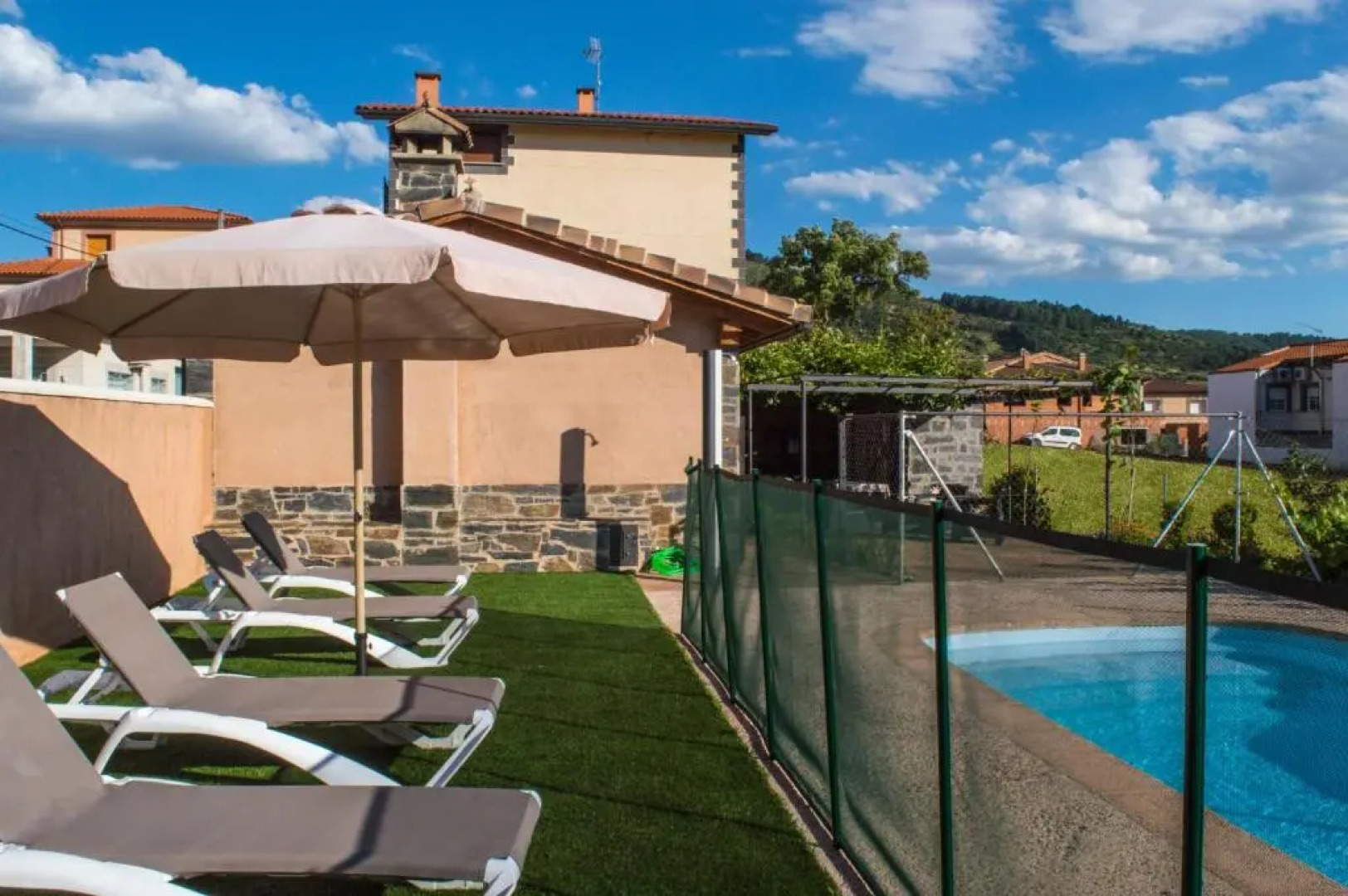 Apartamentos Rurales El Prado