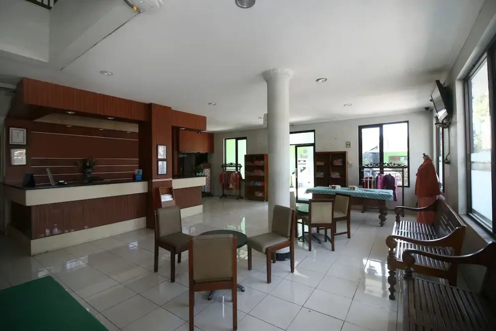 Airy Otista 267 Garut