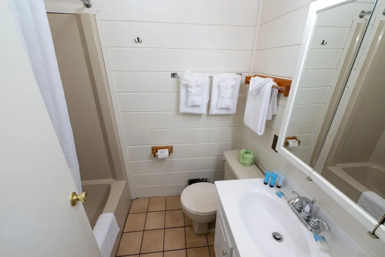 Depe Dene Lakeside Resort