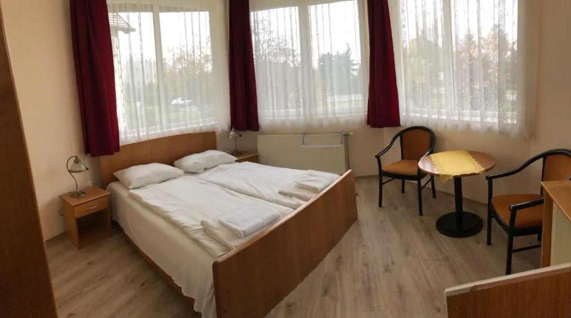 Festetich Kastélyszálló és Zsuzsanna Hotel