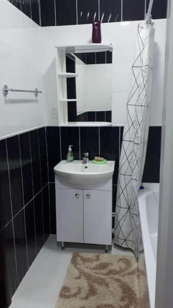 Kvartira Respubliki 93/1