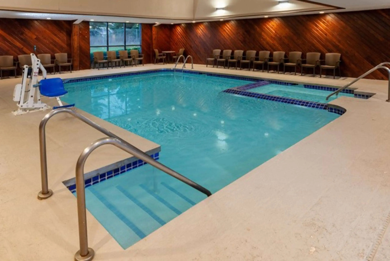 Super 8 by Wyndham Wausau