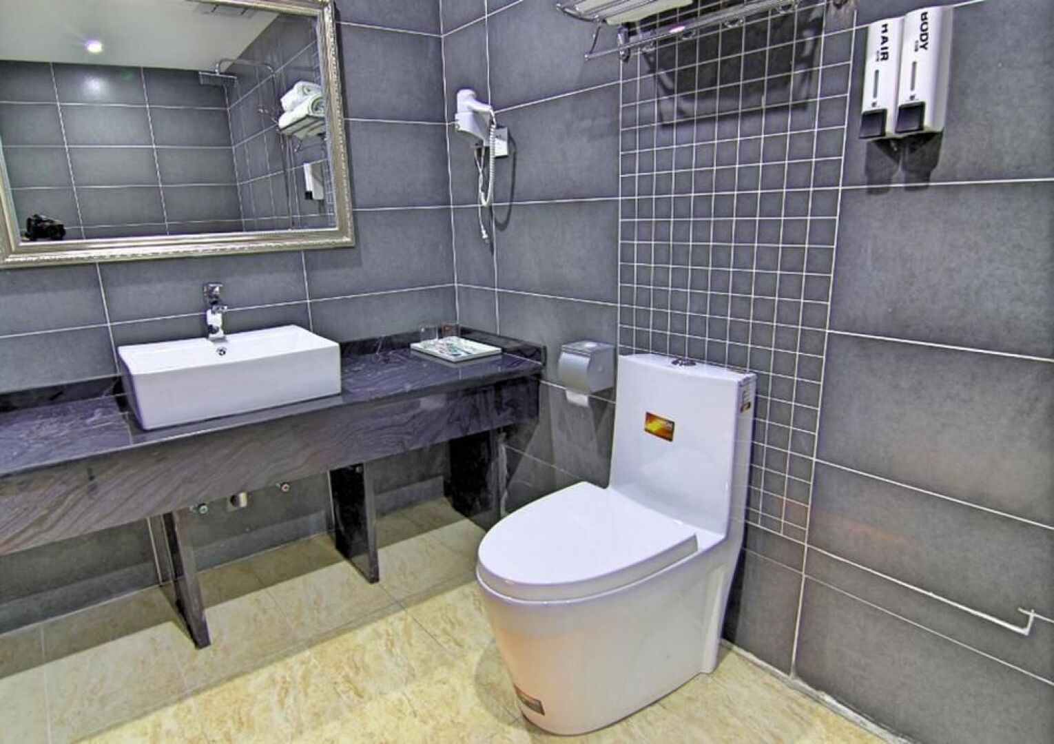 Meijing Business Hotel