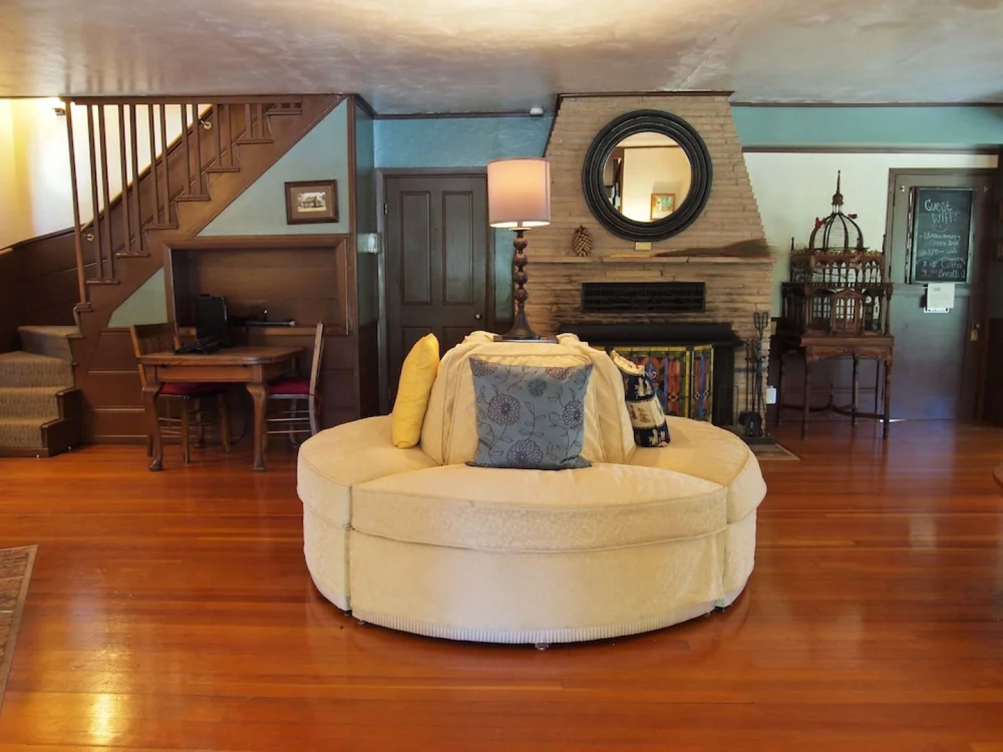 Strawberry Creek Inn Bed & Breakfast