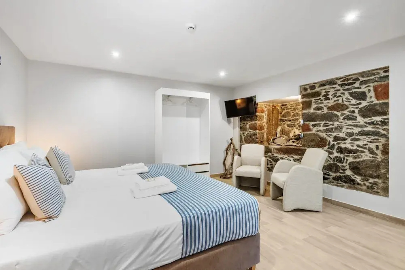 Seaside Sunset - Fisherman s House by Madeira Sun