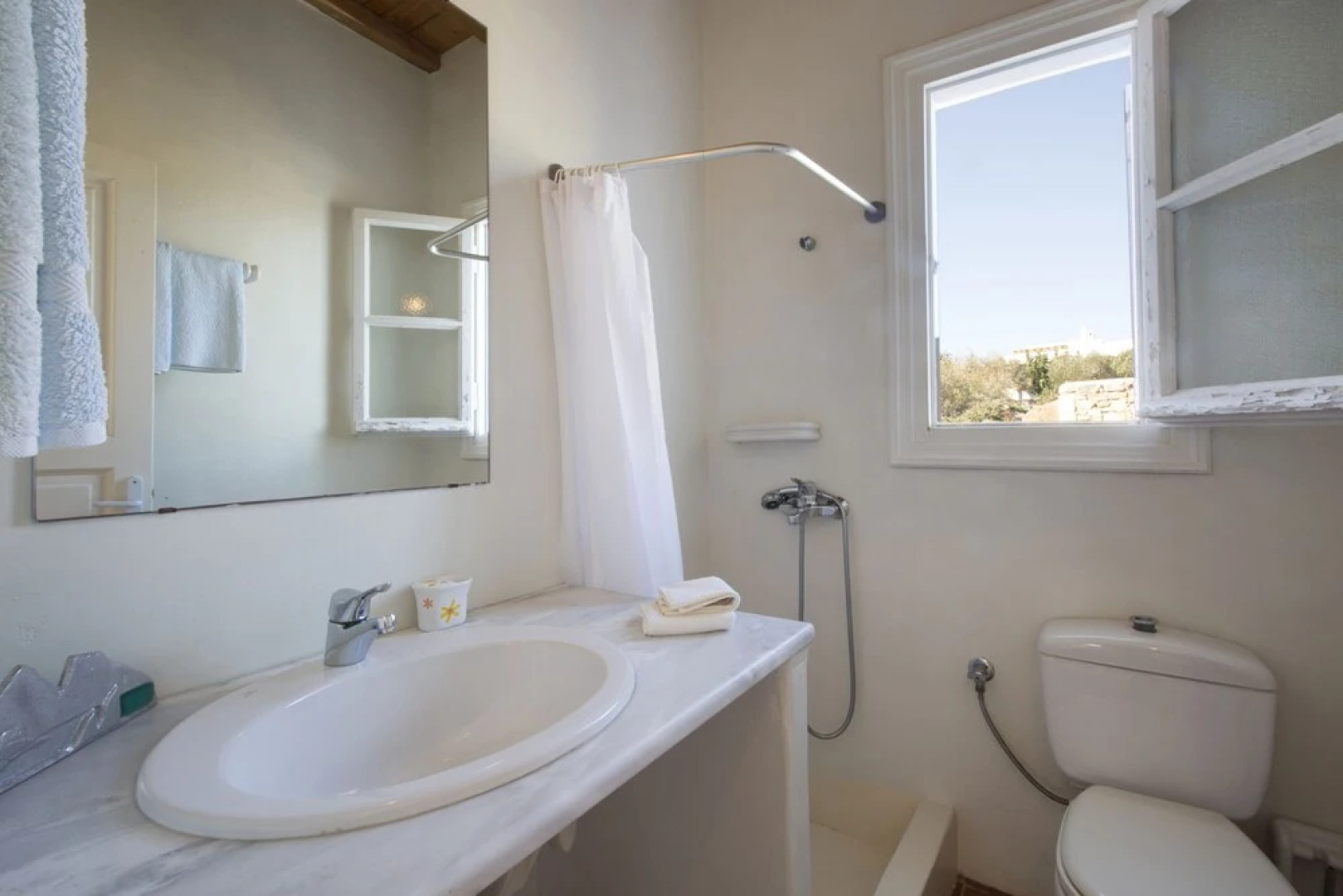 Psarrou villa for 10 guests, stunning sea views