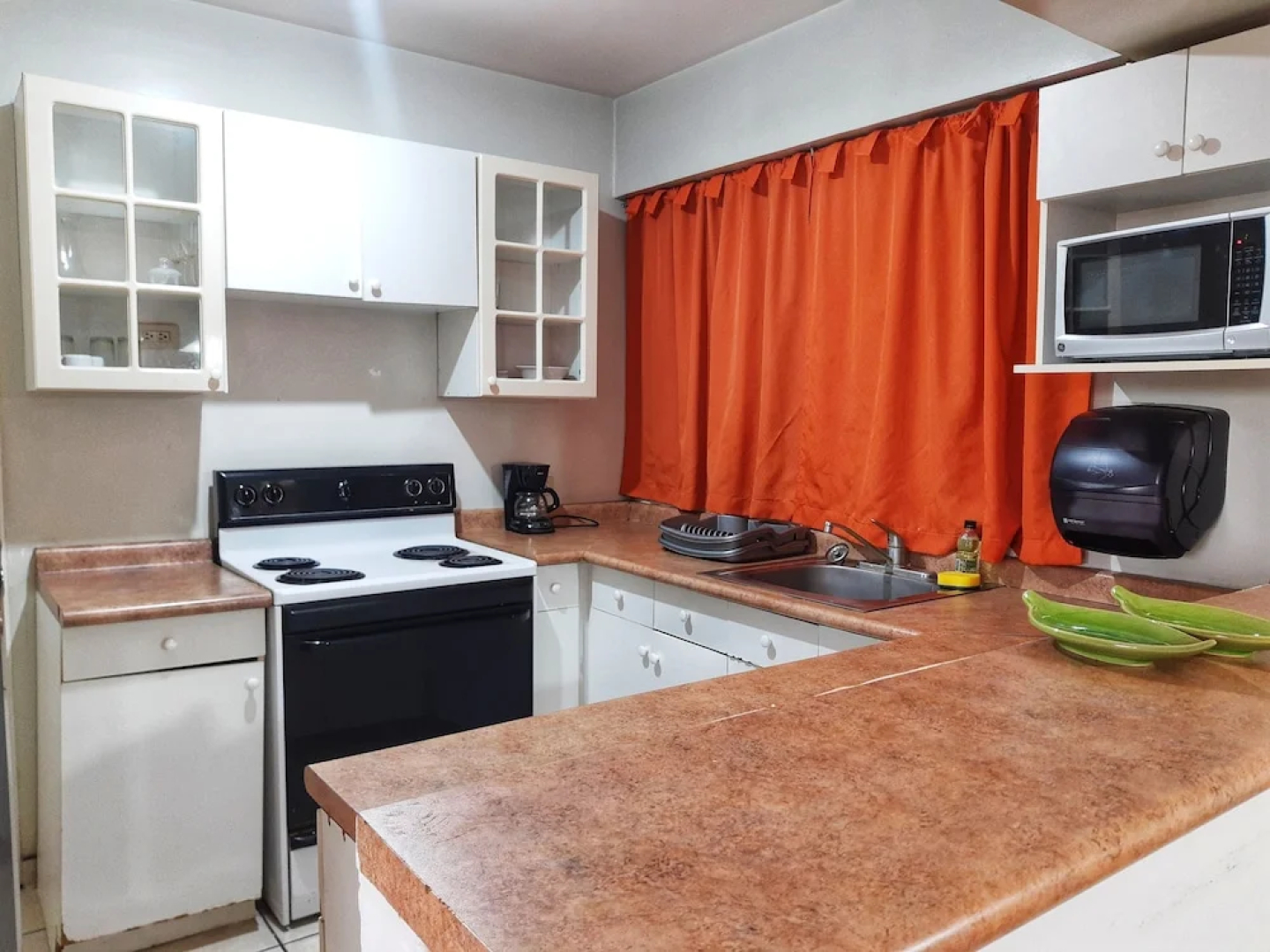 Suites & Apartments San Benito Flats