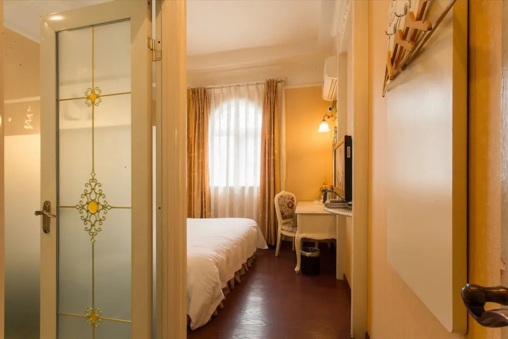 Jiali Hotel