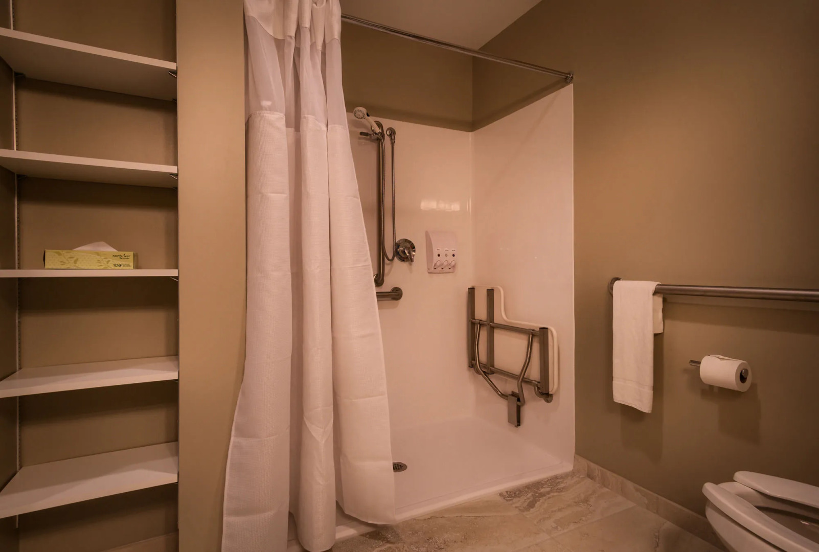 Sun & Ski Inn And Suites