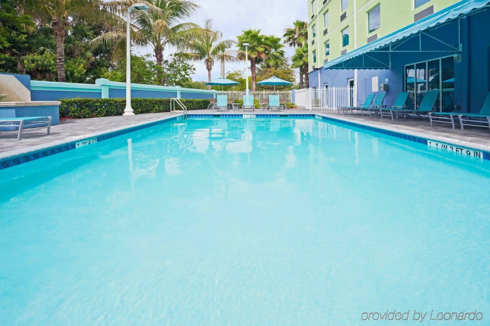 Holiday Inn Express Hotel & Suites Ft Lauderdale Airport/Cru by IHG