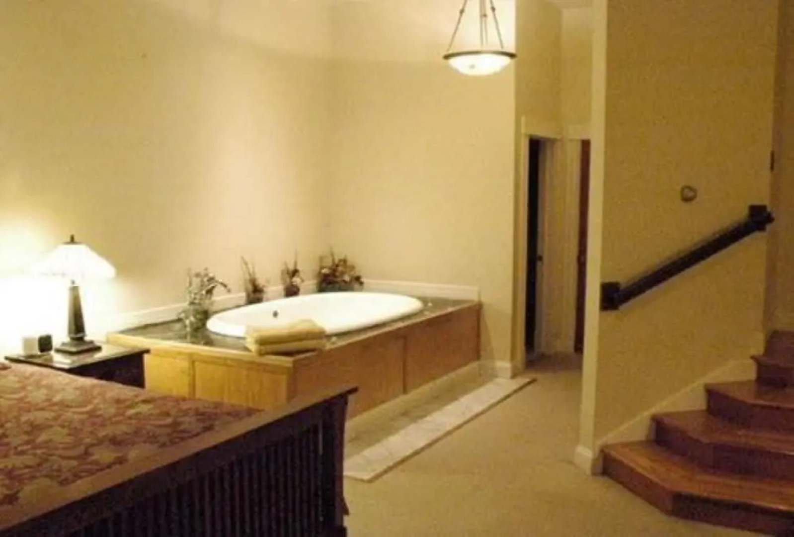 Alps Boulder Canyon Inn