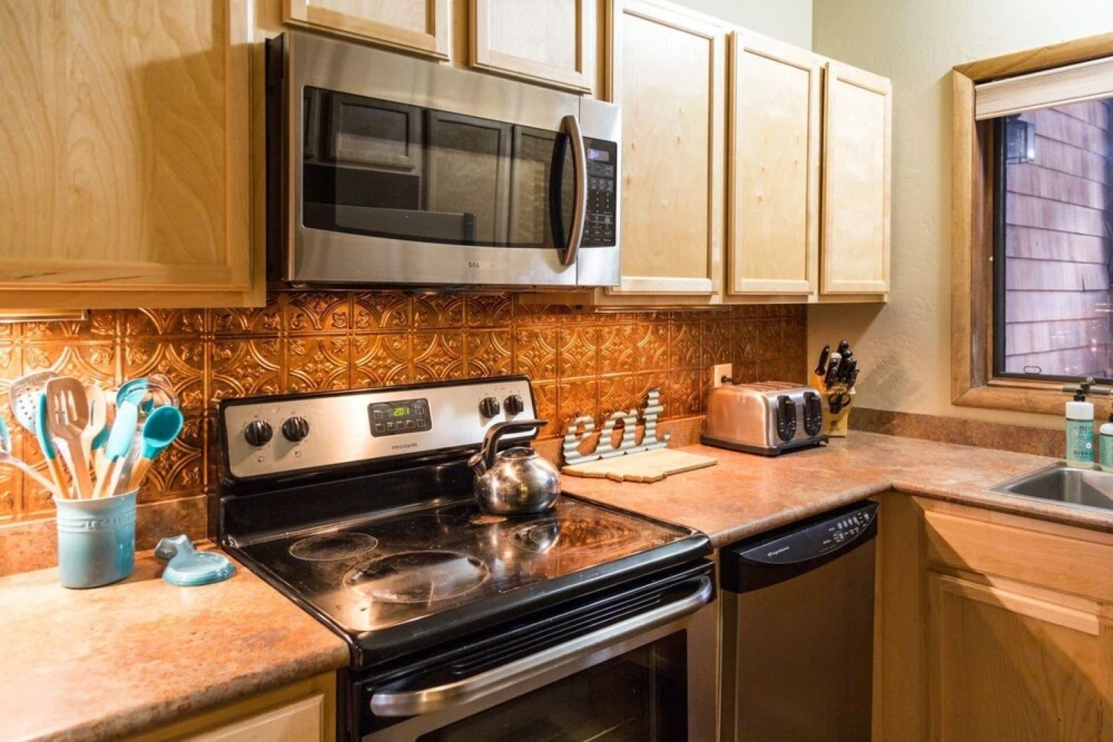 Big Sky - Skycrest 1704