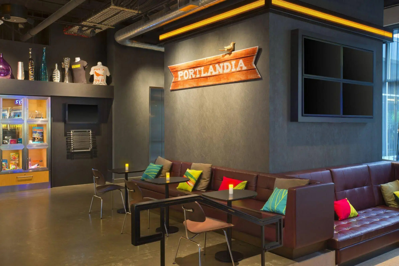 Aloft Portland Airport at Cascade Station