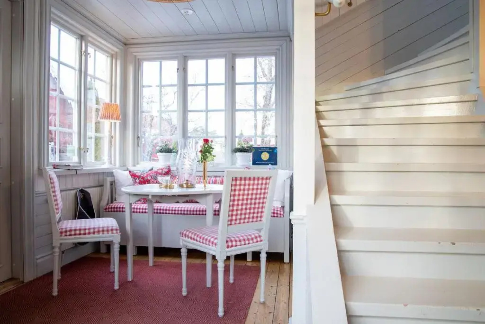 Hem Till Gården I Västerås Ab