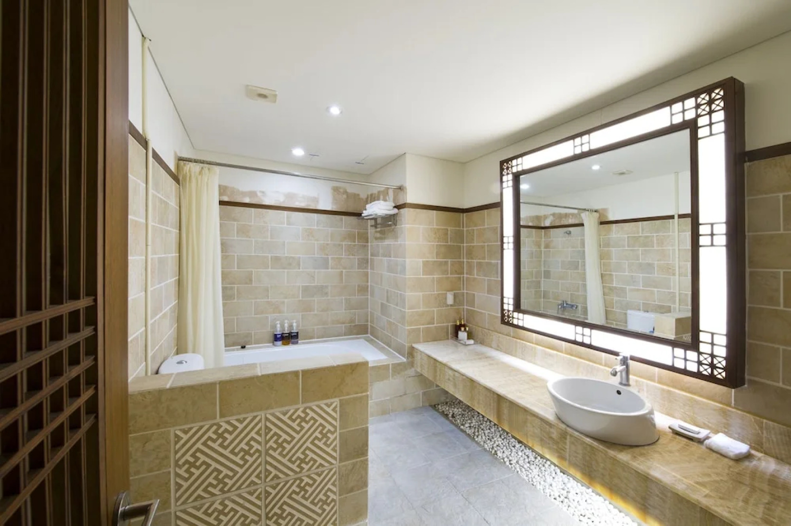 Lake Hills Anseong Resort