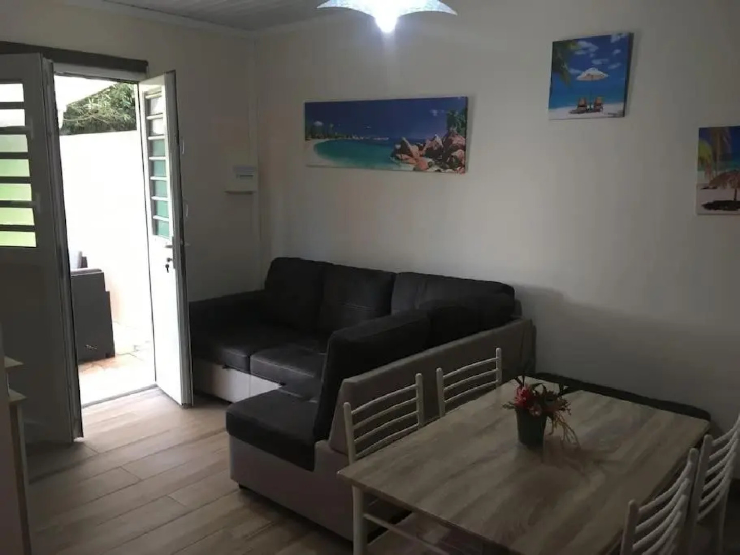 Les Lucioles 2 Beau T3 en forêt tropicale avec piscine