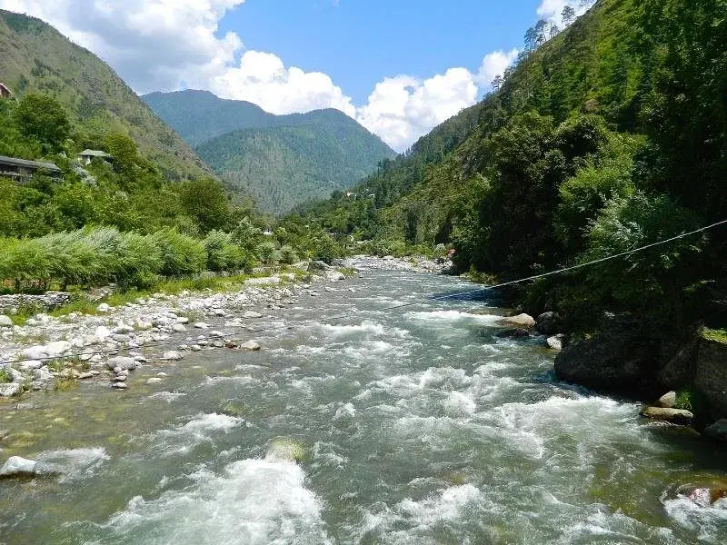 Devat Farm Cottage Tirthan Gushaini