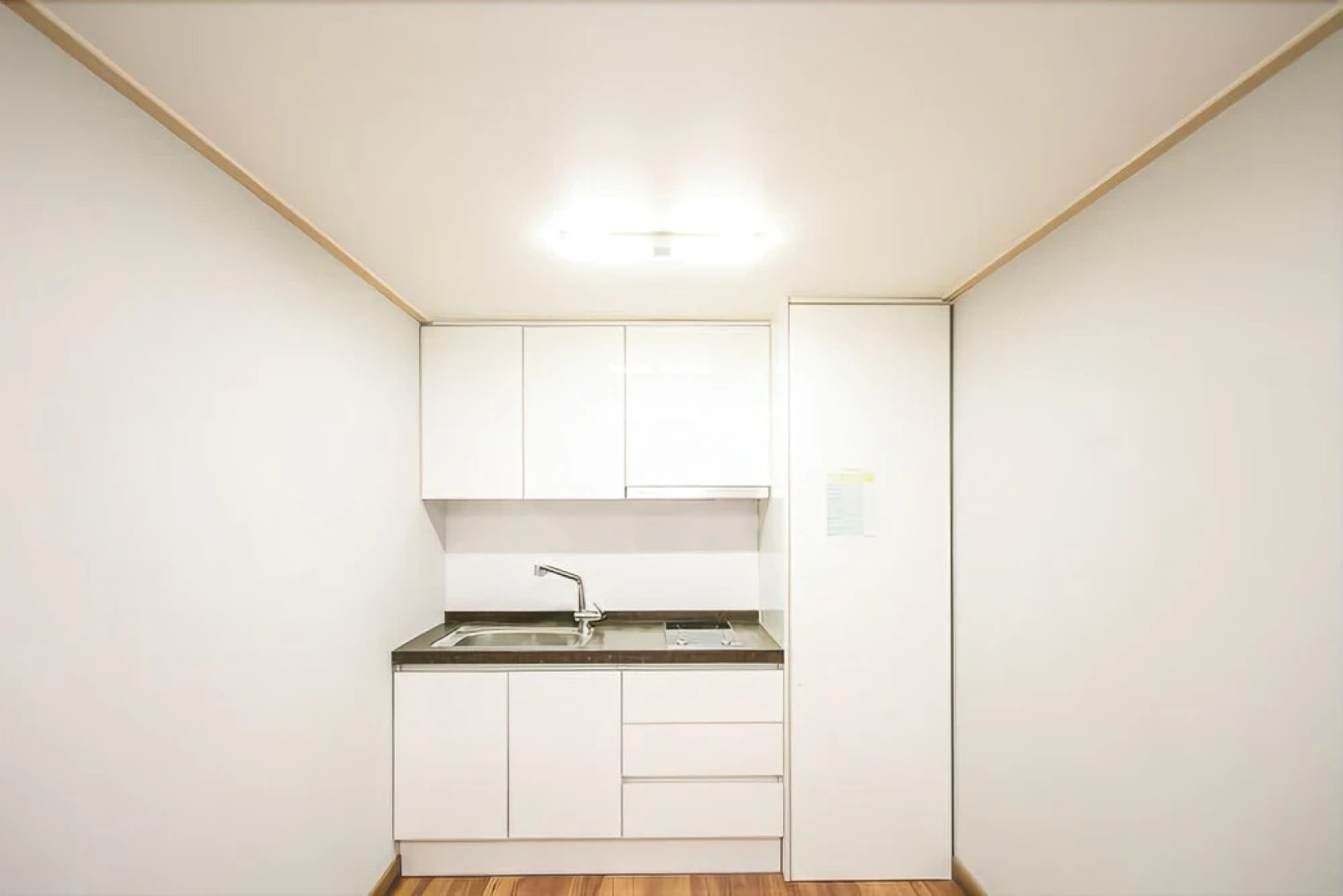 Geumsan Forest White Castle Pension