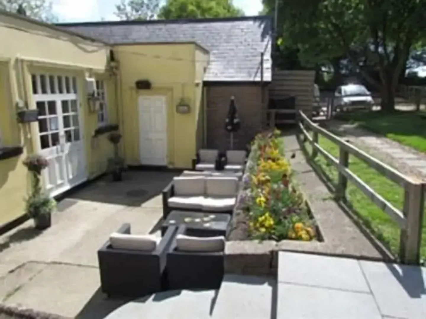 Greyhound Inn Wigginton