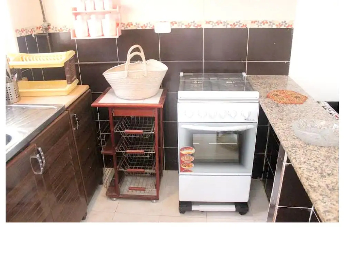 Studio in Erriadh, With Wonderful sea View, Enclosed Garden and Wifi -