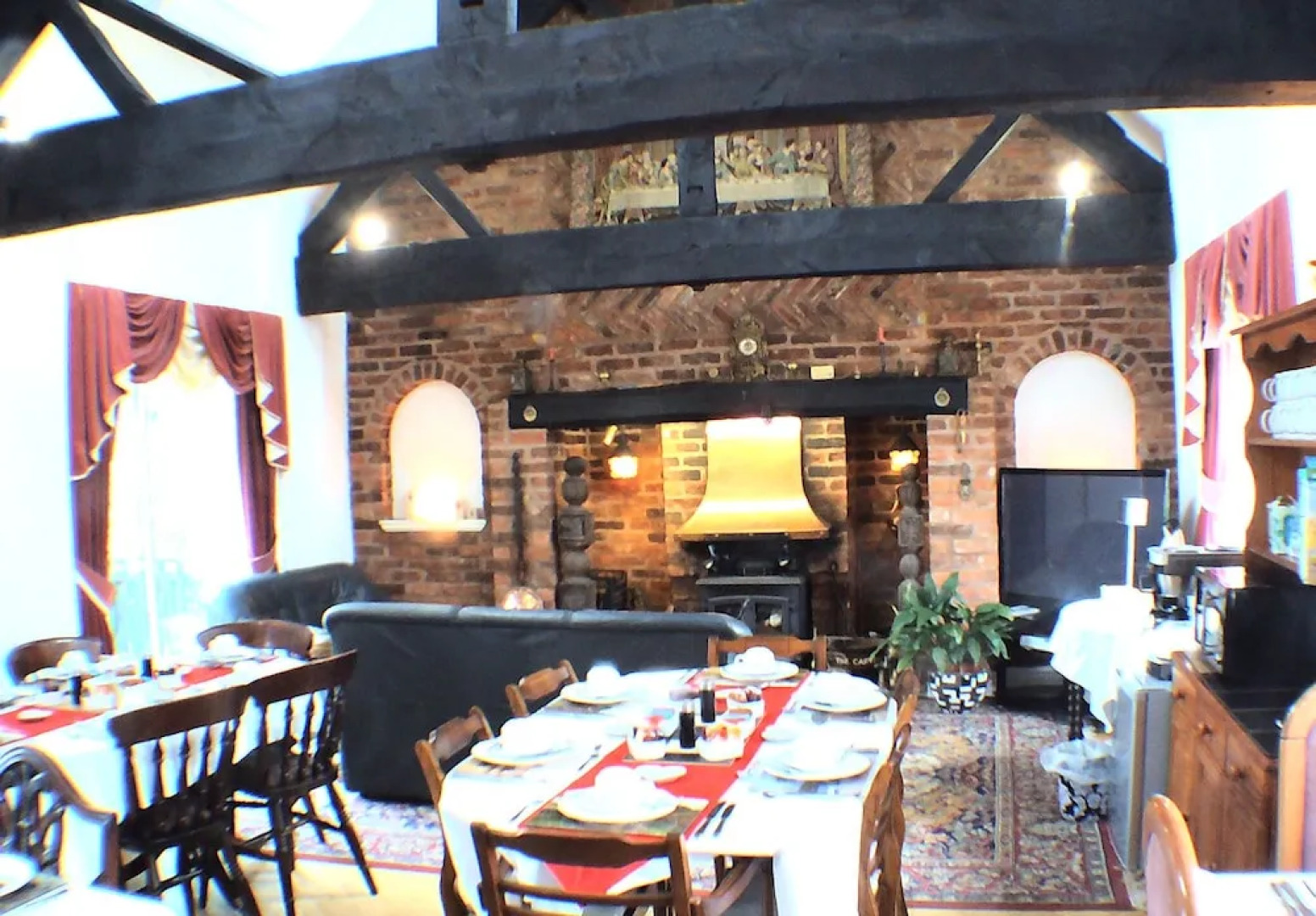 Featherstone Farm Hotel