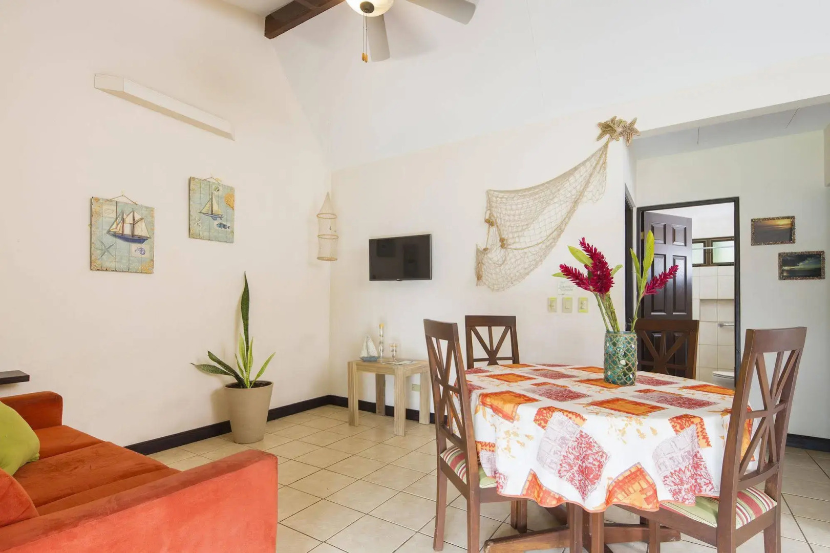 Apartamentos Playa Potrero