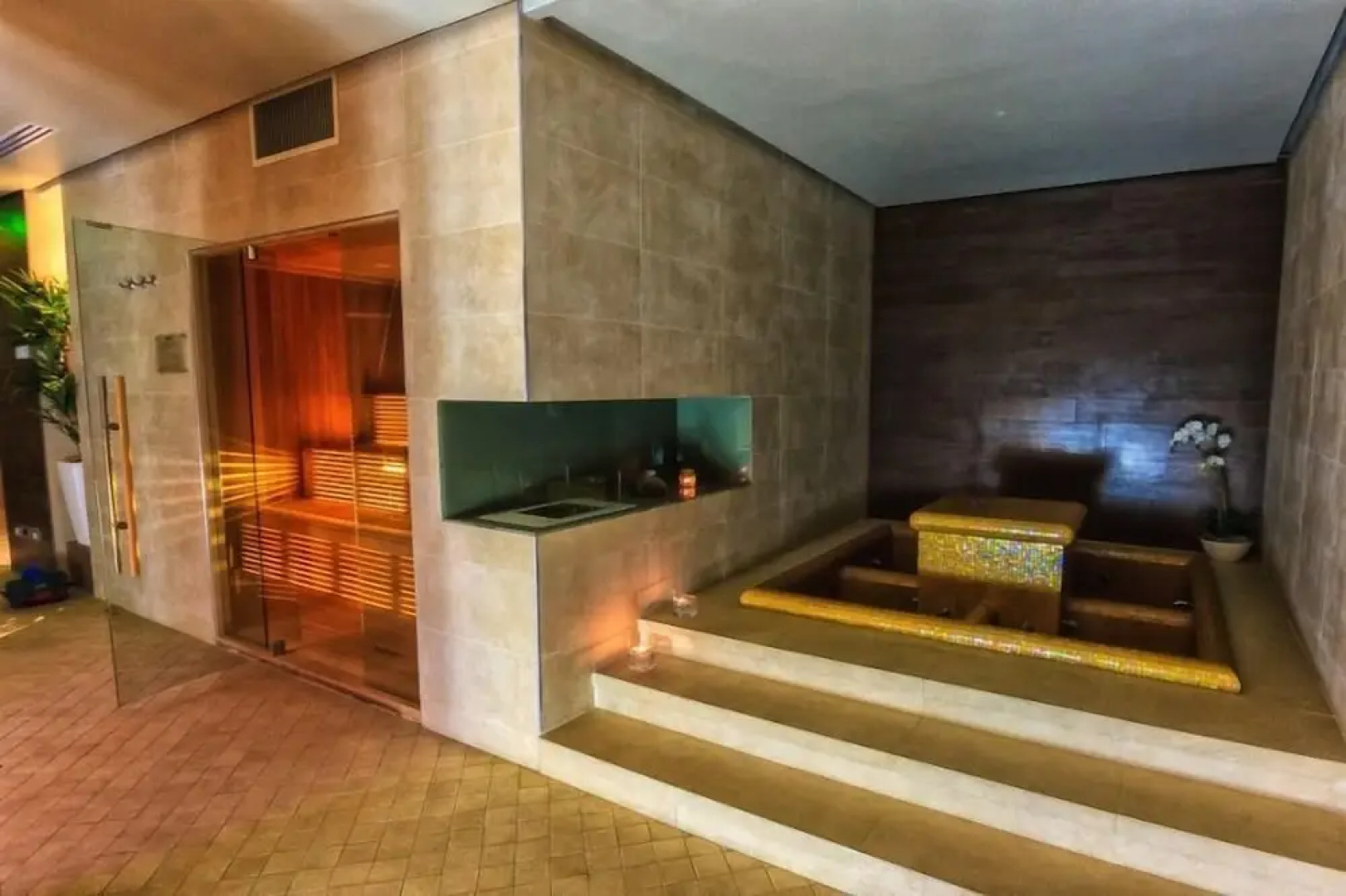 Hotel Roman By Dumbrava Business Resort