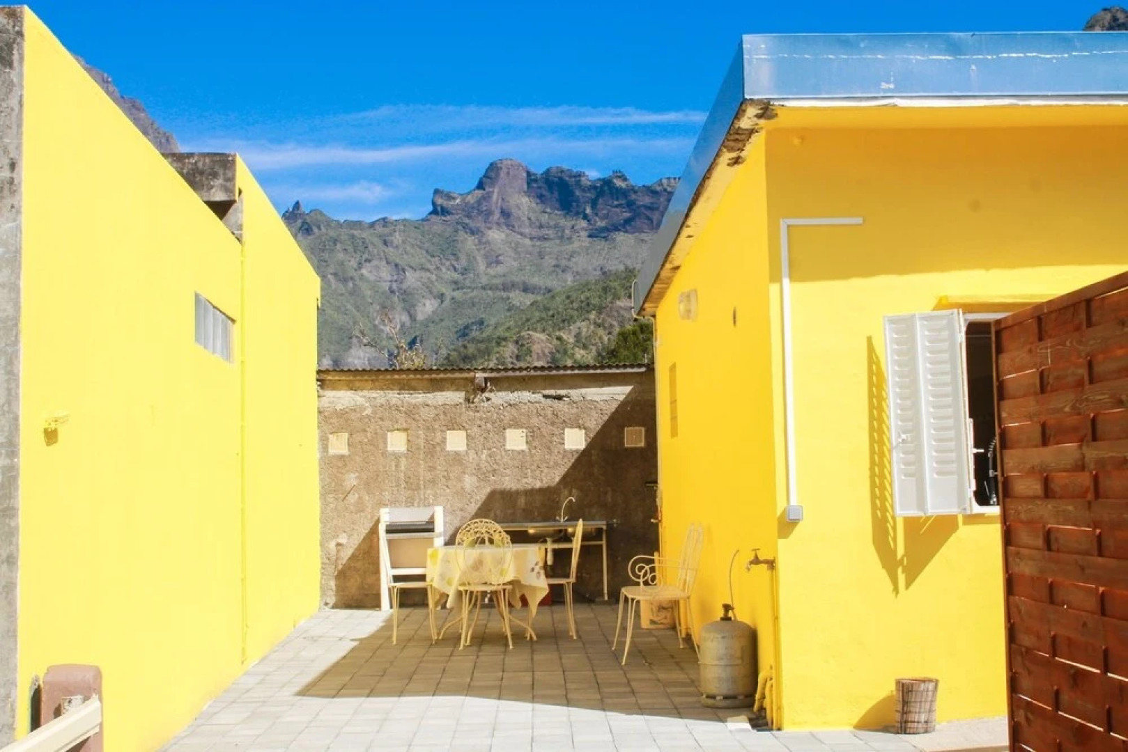 Studio in Cilaos, With Enclosed Garden - 42 km From the Beach