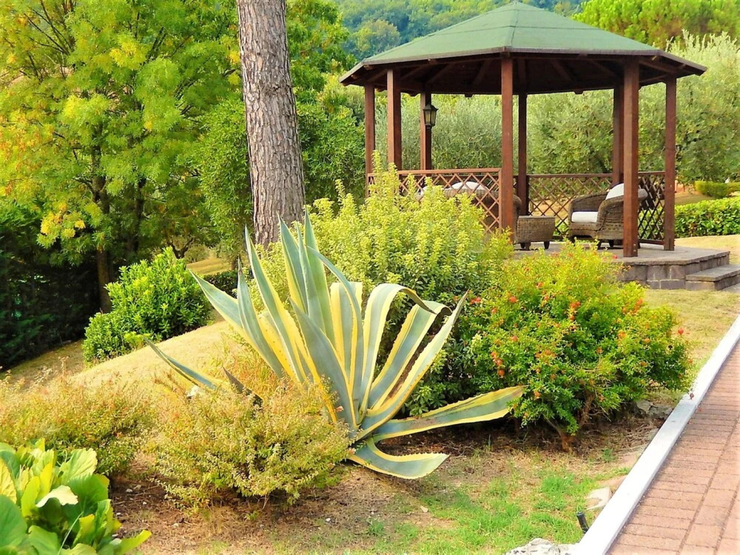 Villa Strada Comunale di Monte Giove