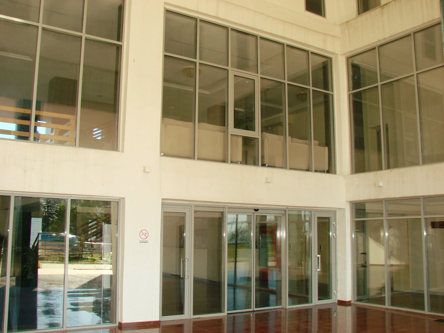 Апсны (Гудаута), отель (Абазинская, 2а)