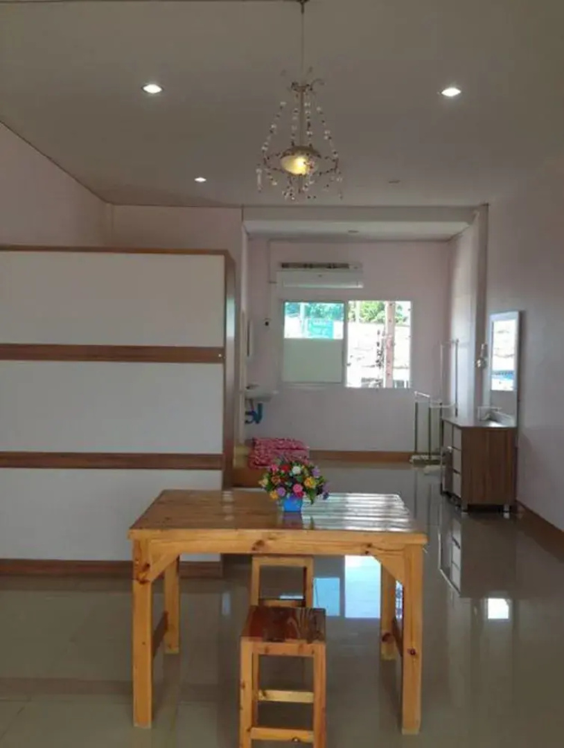SIS Guesthouse
