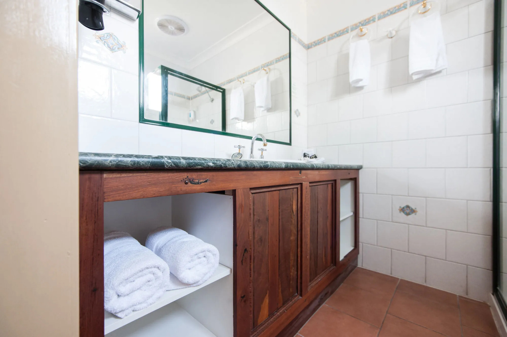 The Georgian Motor Lodge