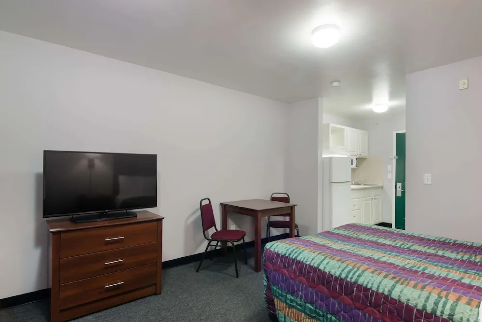 Savannah Suites