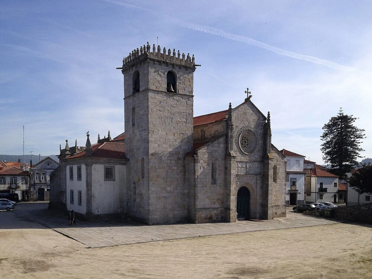 Pool Wifi Parking Fireplace Mystay