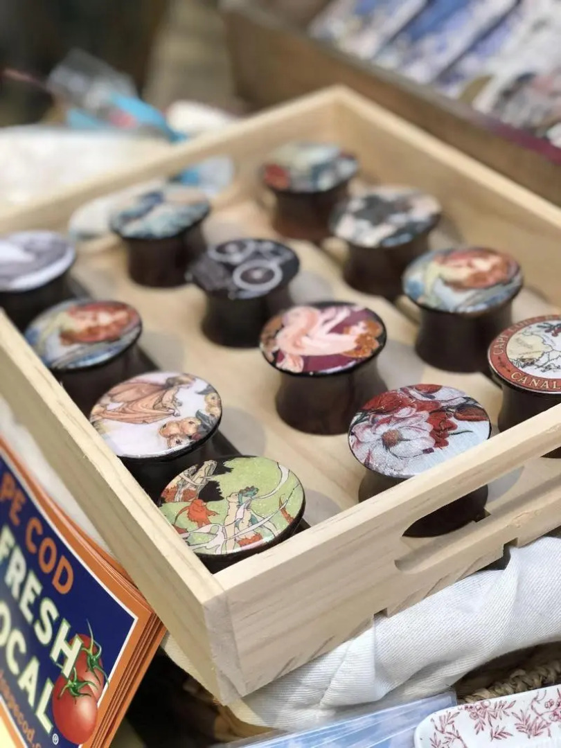 Frederick William House