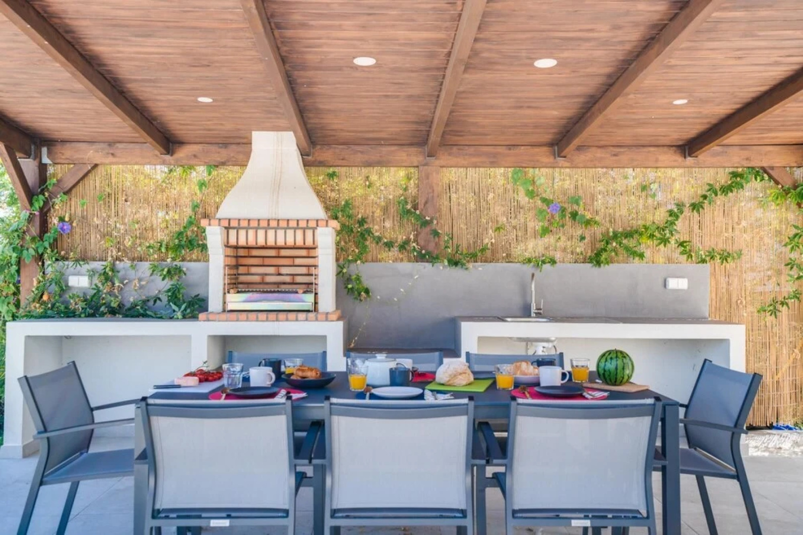 Luxurious 4 bed Villa in Loul