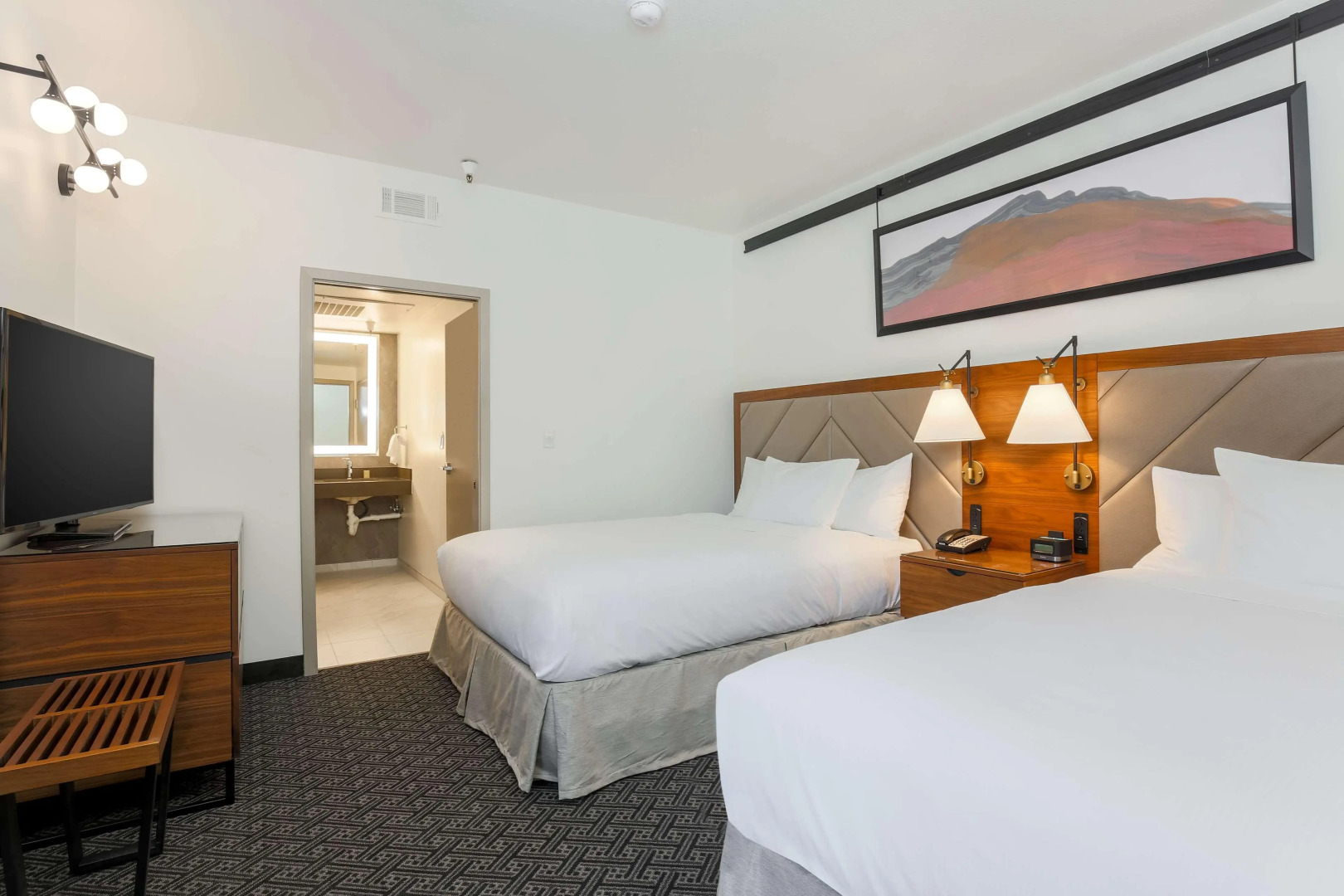 DoubleTree Suites by Hilton Hotel Sacramento - Rancho Cordova
