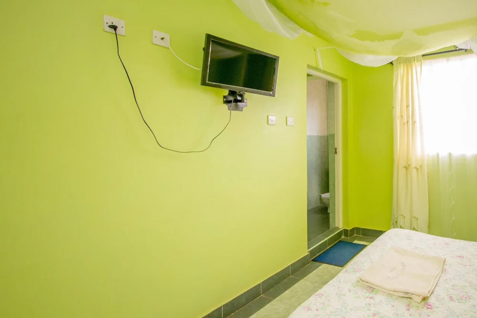 Hillside Grand Hotel