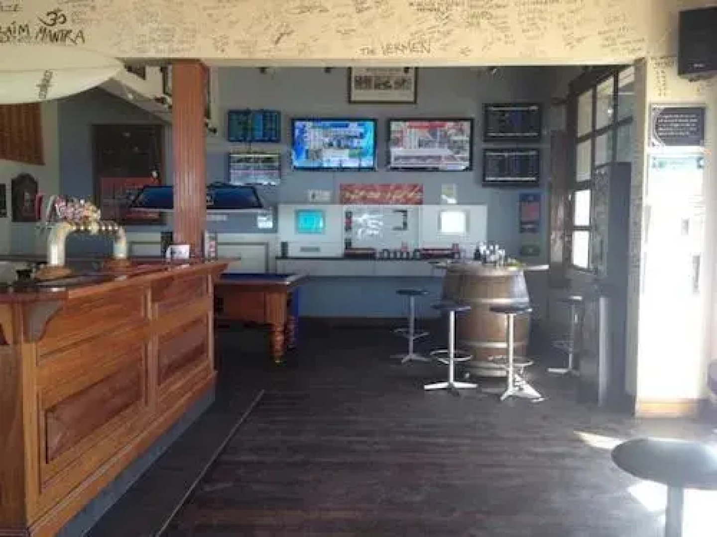 Port Lincoln Pier Hotel