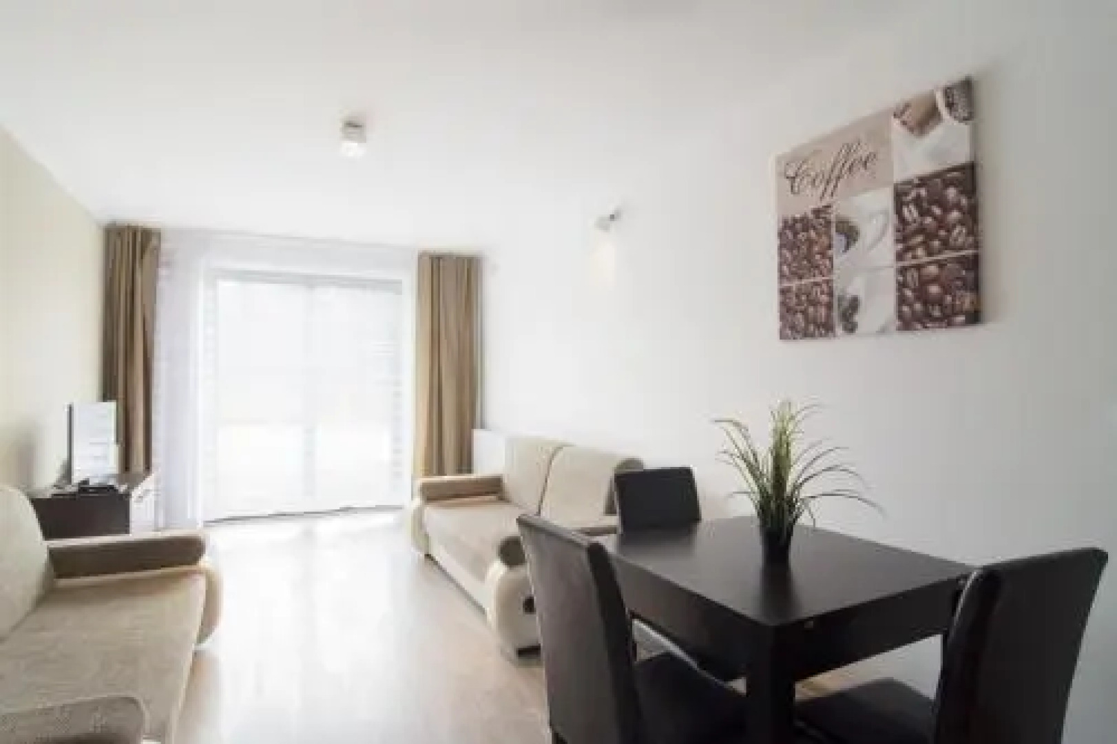 Apartament Czerwone Maki Tęczowe Wzgórze