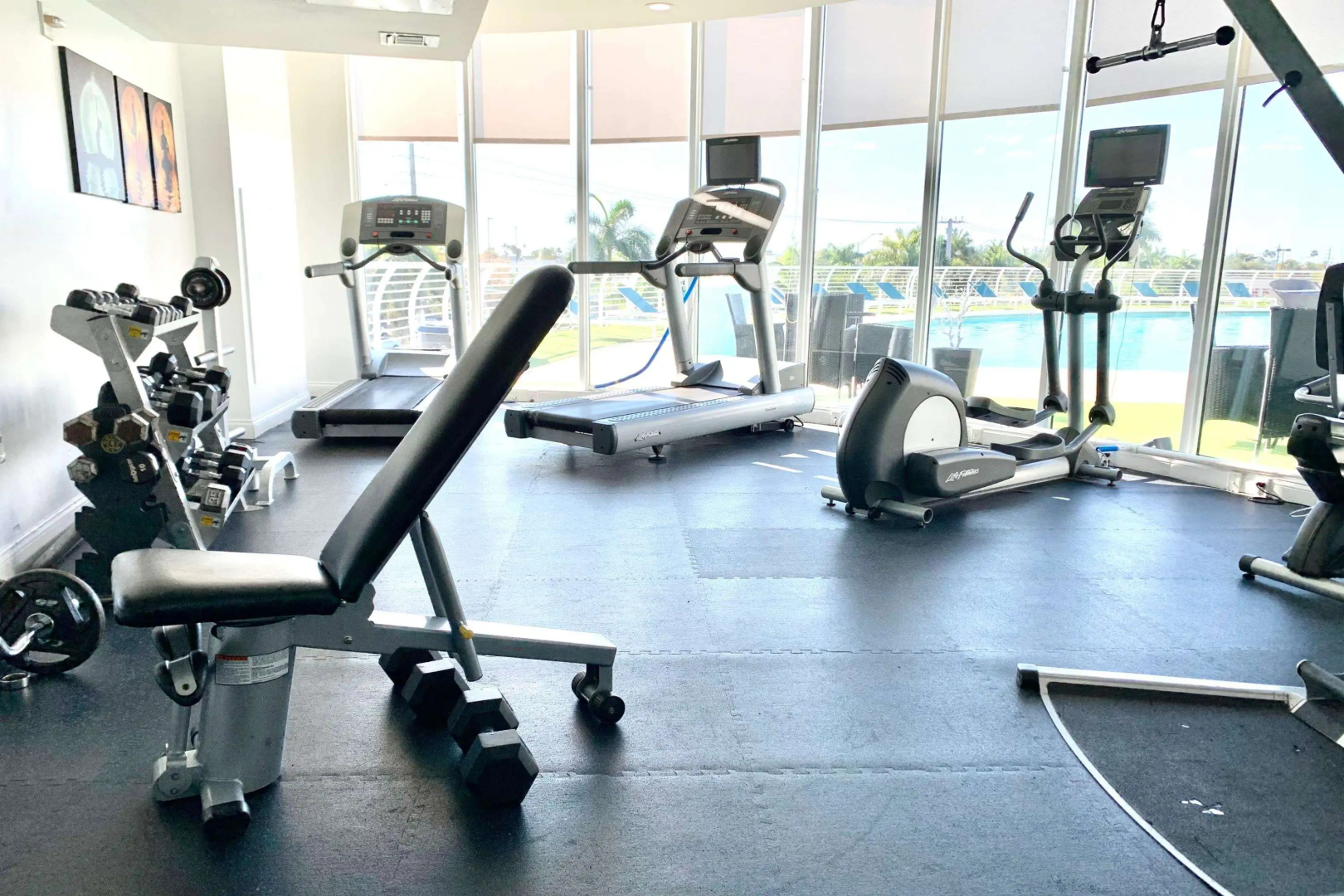 Nuvo Suites Hotel