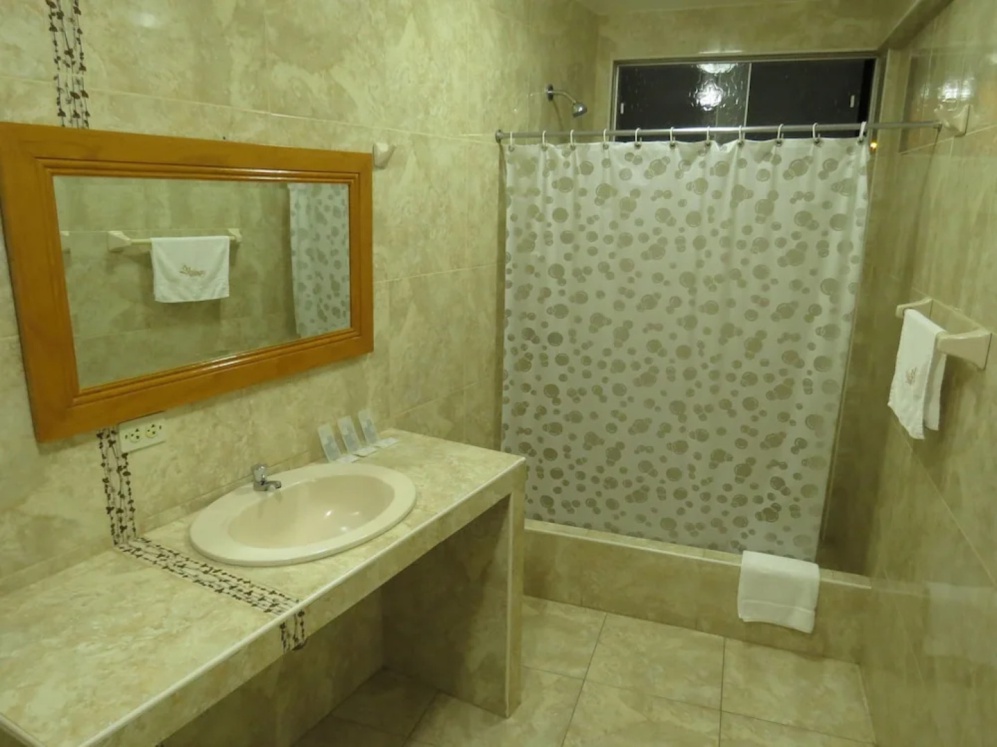 Hotel Las Flores Ica