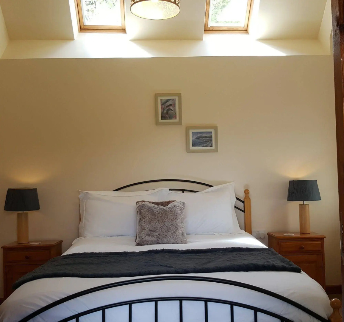Nant yr Onnen B&B and Ysgubor Holiday Cottage