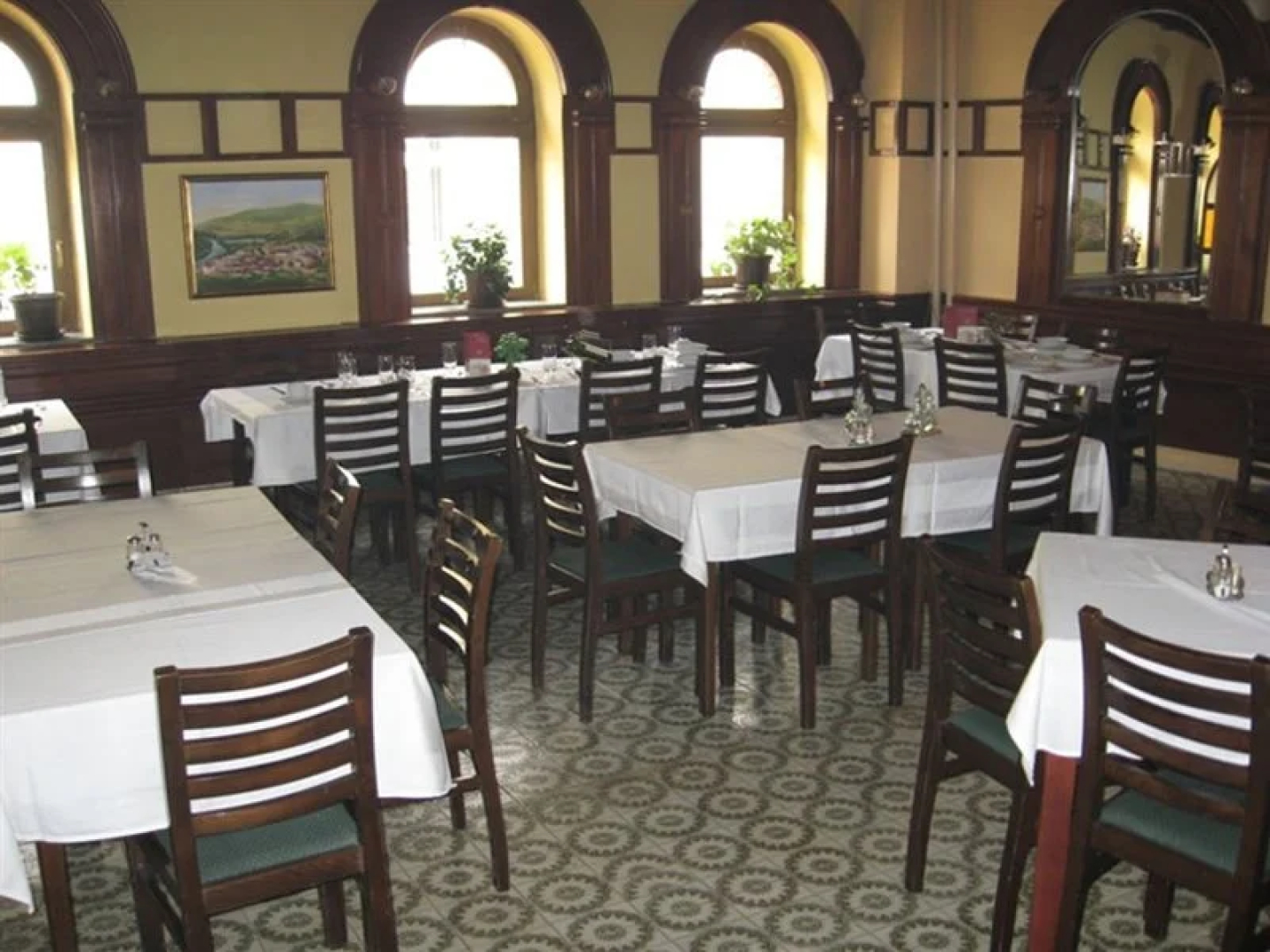 Hotel Prestige