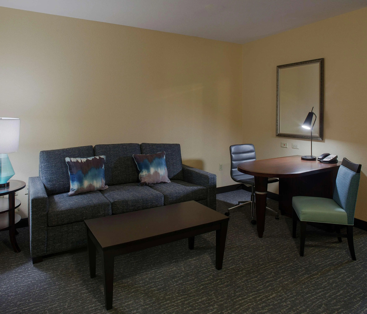 DoubleTree Suites by Hilton Bentonville