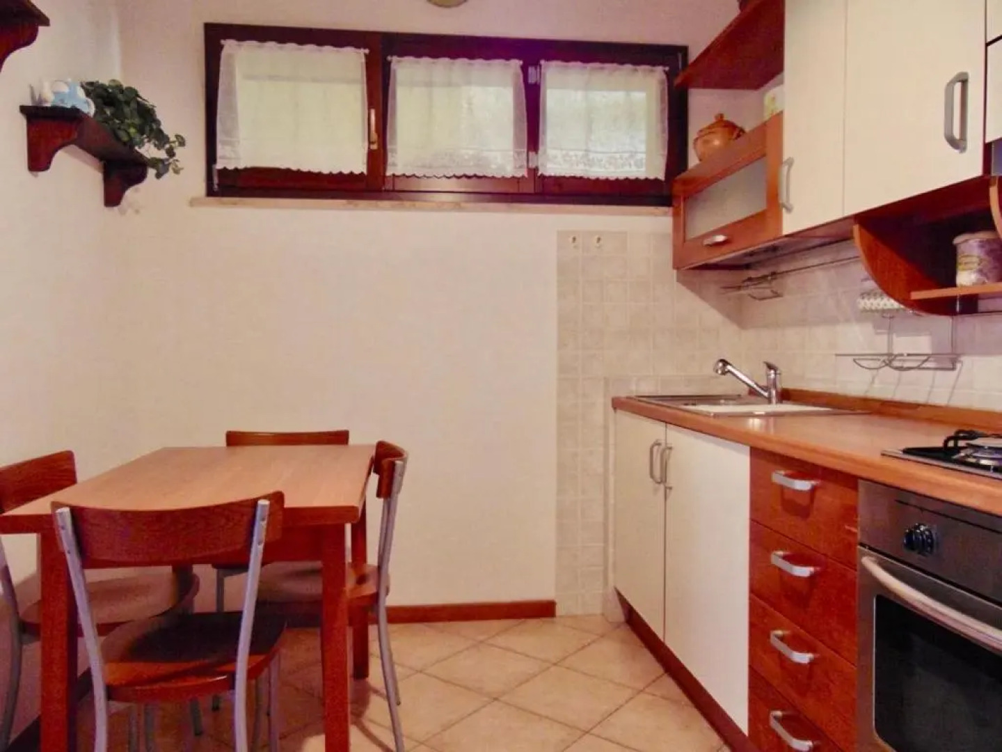 N243 - Numana, trilocale in residence con piscina